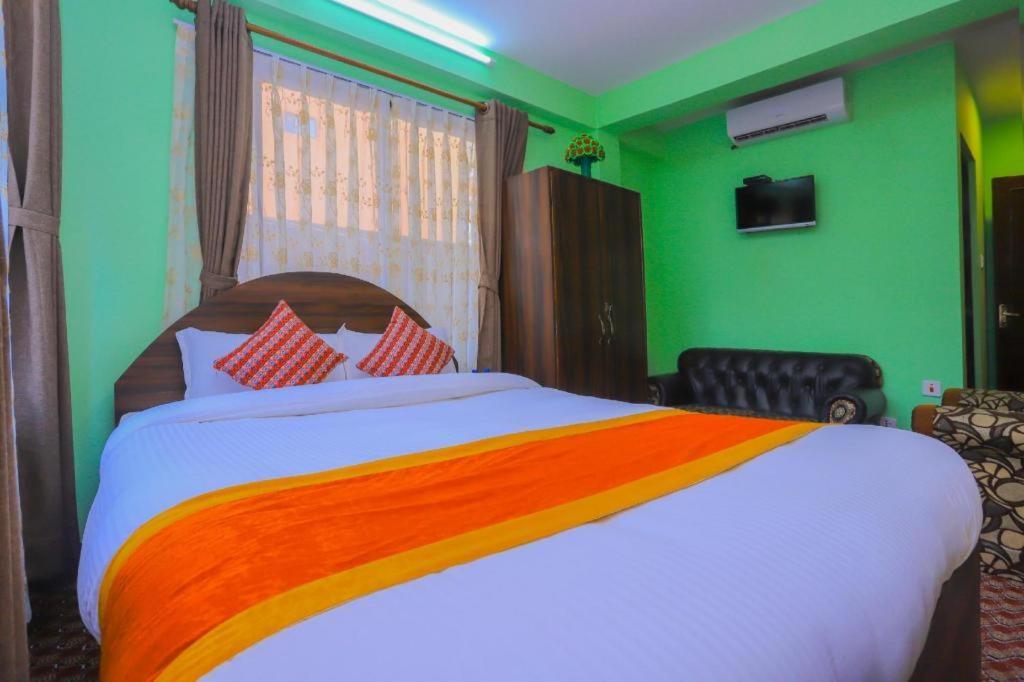 Oyo 492 Hotel Yeti Home Katmandu Eksteriør bilde