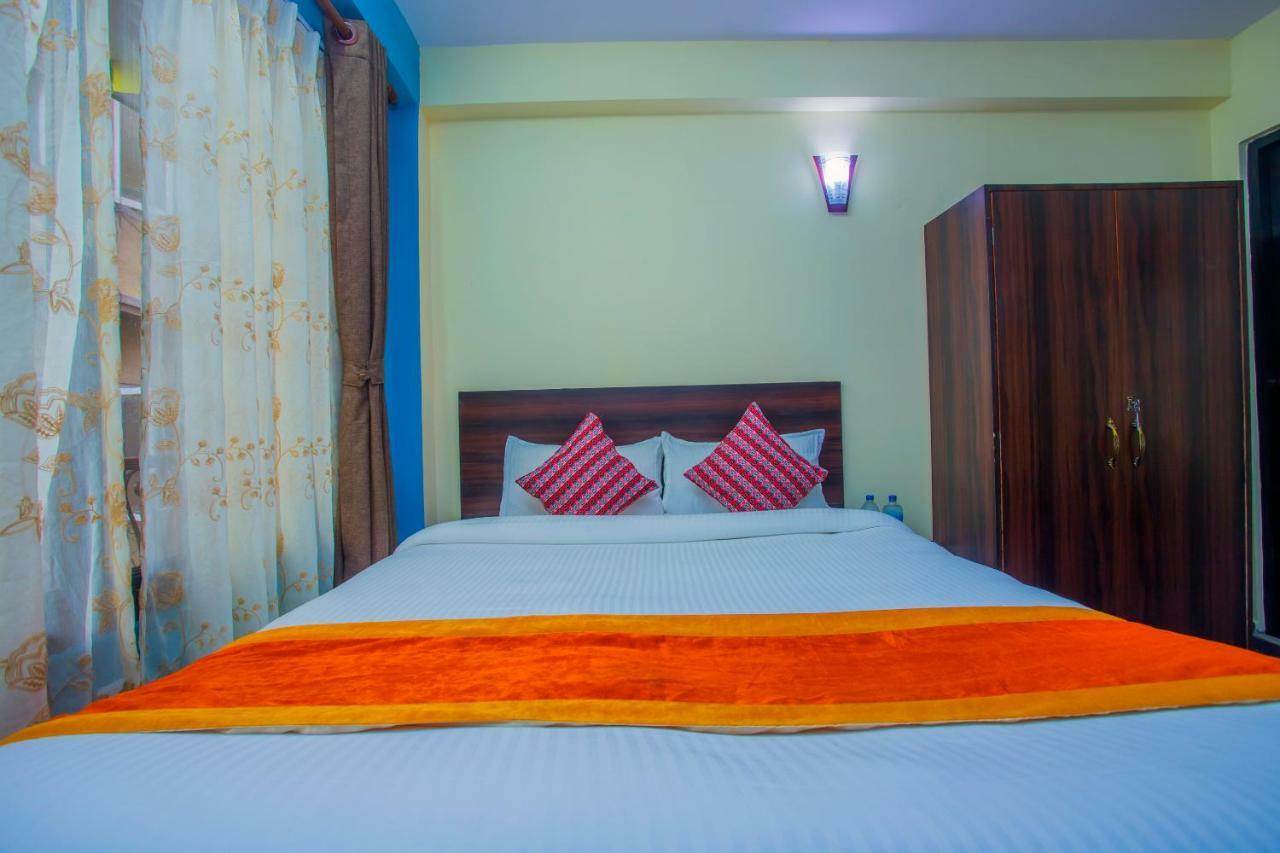 Oyo 492 Hotel Yeti Home Katmandu Eksteriør bilde