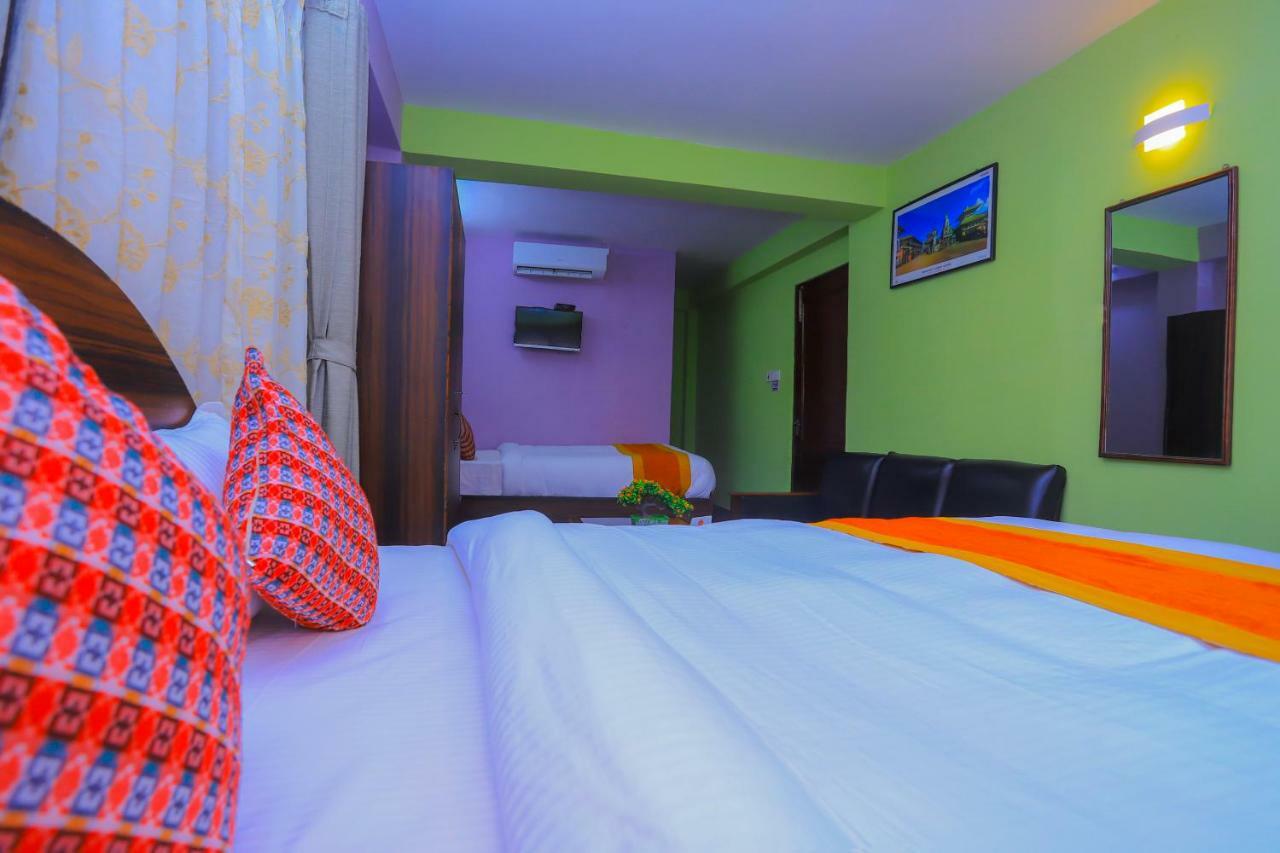 Oyo 492 Hotel Yeti Home Katmandu Eksteriør bilde